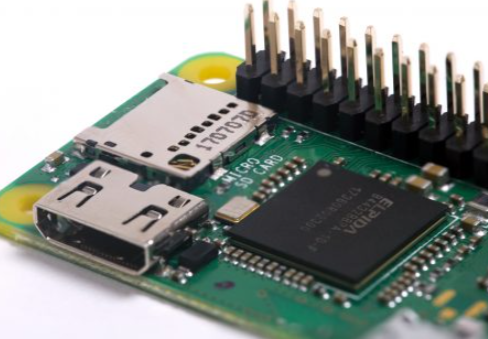 Raspberry Pi Zero W (Pre-Soldered Header) – Compact Wireless Board | MakerJunction MAKERJUNCTION