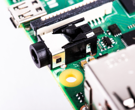 Raspberry Pi 4 Model B – 2GB RAM | High-Performance Mini Computer | MakerJunction MAKERJUNCTION